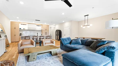 $700,000 | 3125 North Clybourn Avenue, Unit 2N, Chicago, IL 60618