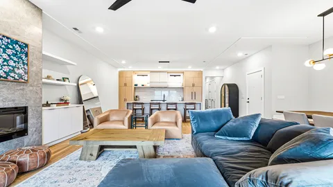 $700,000 | 3125 North Clybourn Avenue, Unit 2N, Chicago, IL 60618