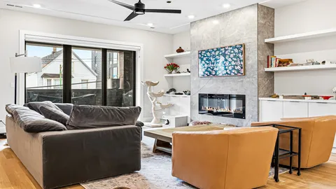 $700,000 | 3125 North Clybourn Avenue, Unit 2N, Chicago, IL 60618