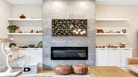 $700,000 | 3125 North Clybourn Avenue, Unit 2N, Chicago, IL 60618