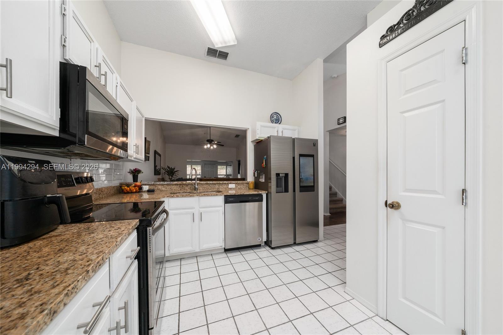 703 Swan Lane Altamonte Springs, FL 32701 - Photo 7 of 33