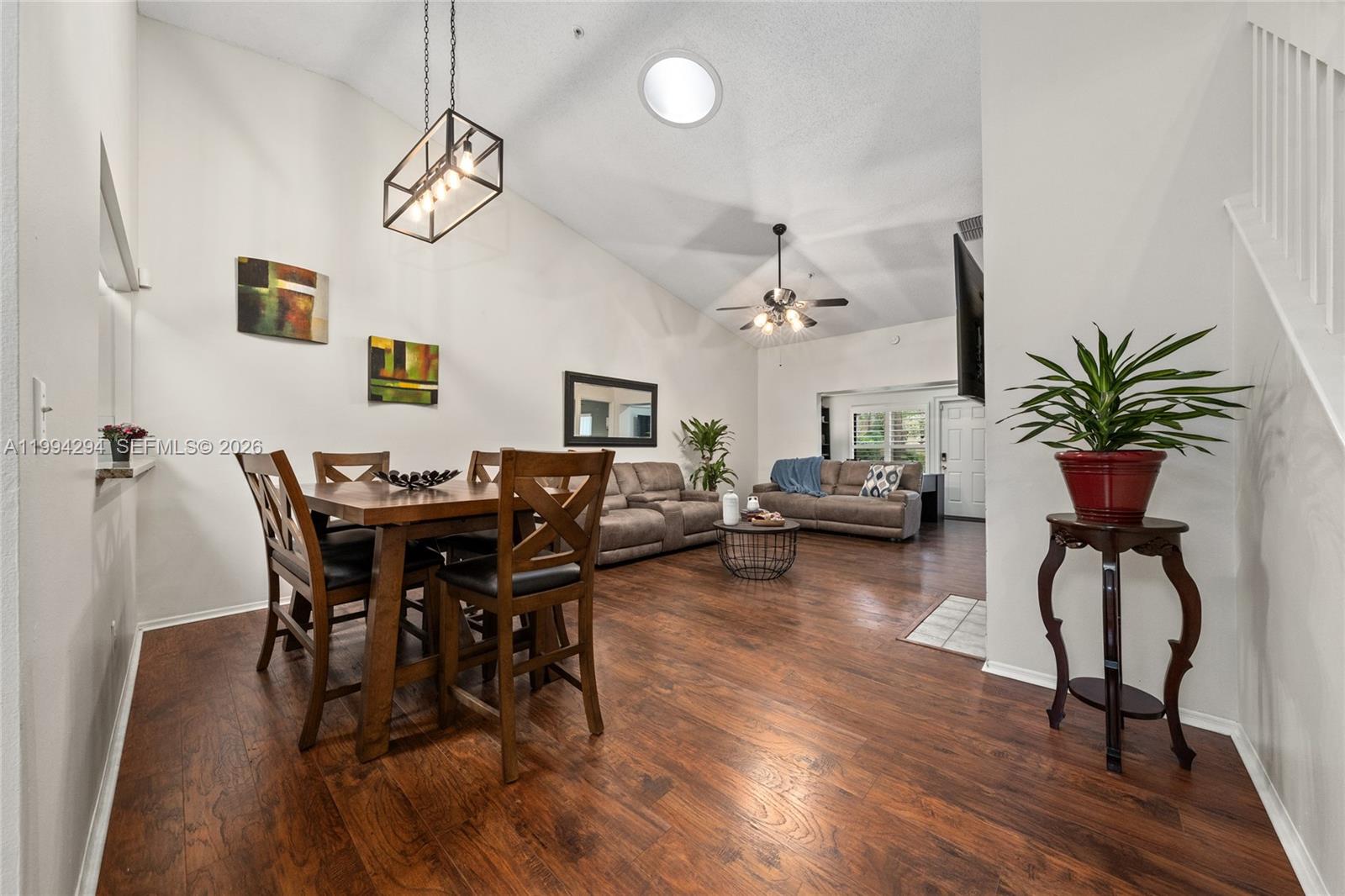 703 Swan Lane Altamonte Springs, FL 32701 - Photo 9 of 33