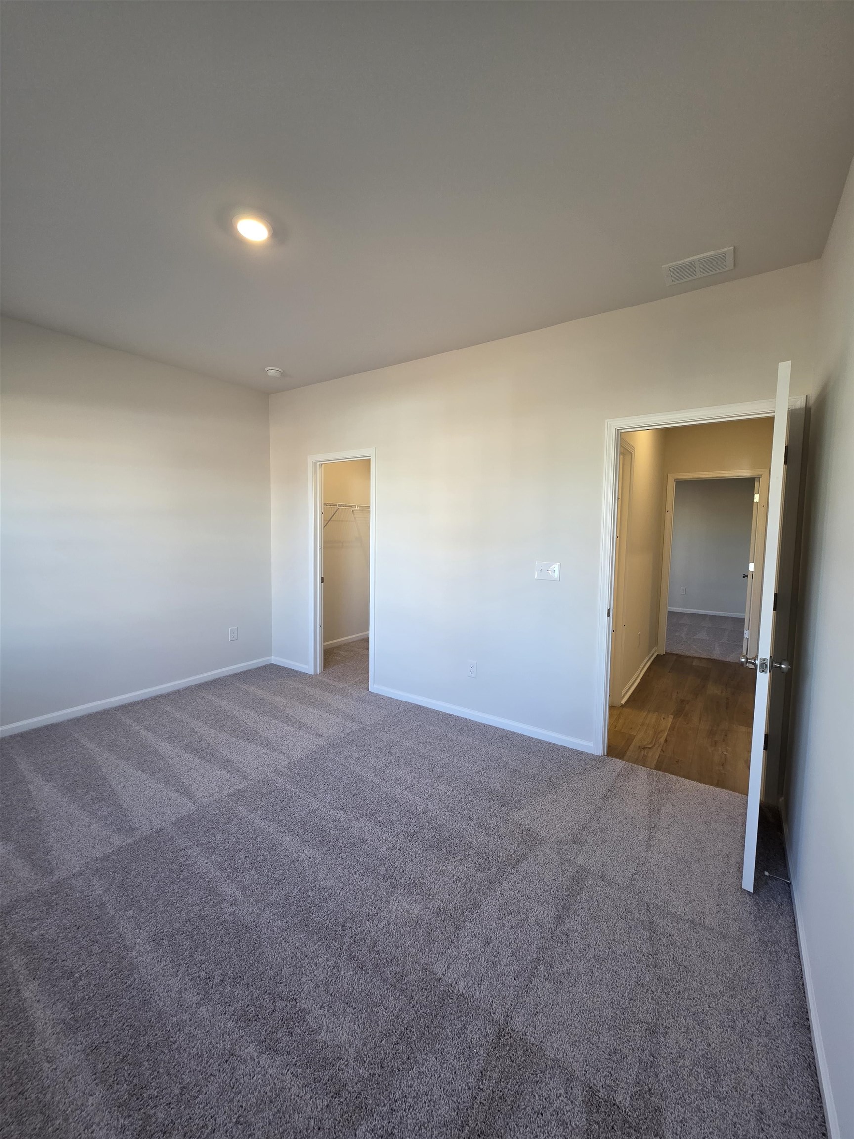 407 Dodger Avenue Chesnee, SC 29323 - Photo 5 of 33