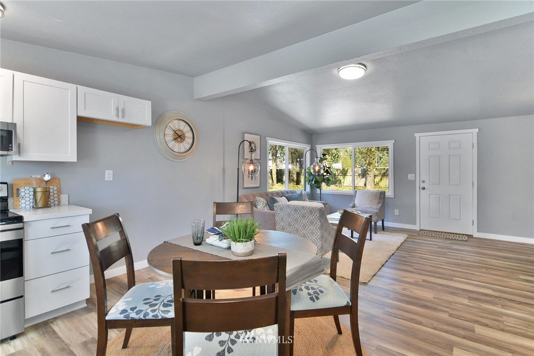 19226 Filbert Road Lynnwood, WA 98036 - Photo 9 of 21