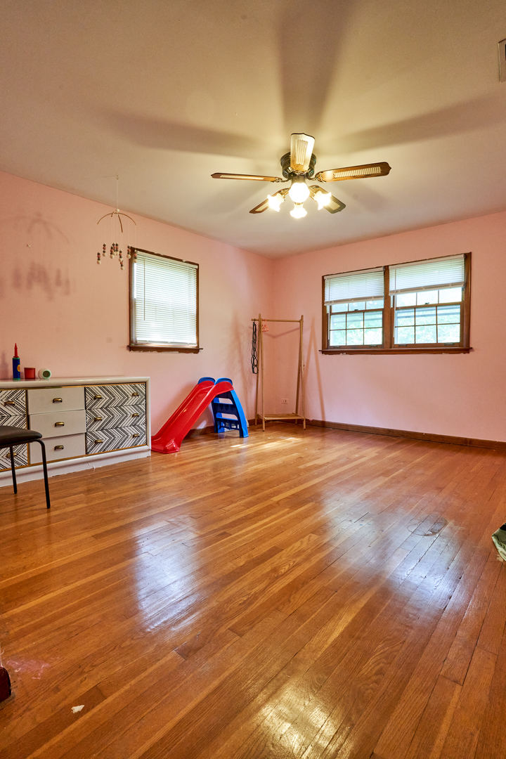 24W175 Hobson Road Naperville, IL 60540 - Photo 23 of 30 a view of livingroom and hardwood