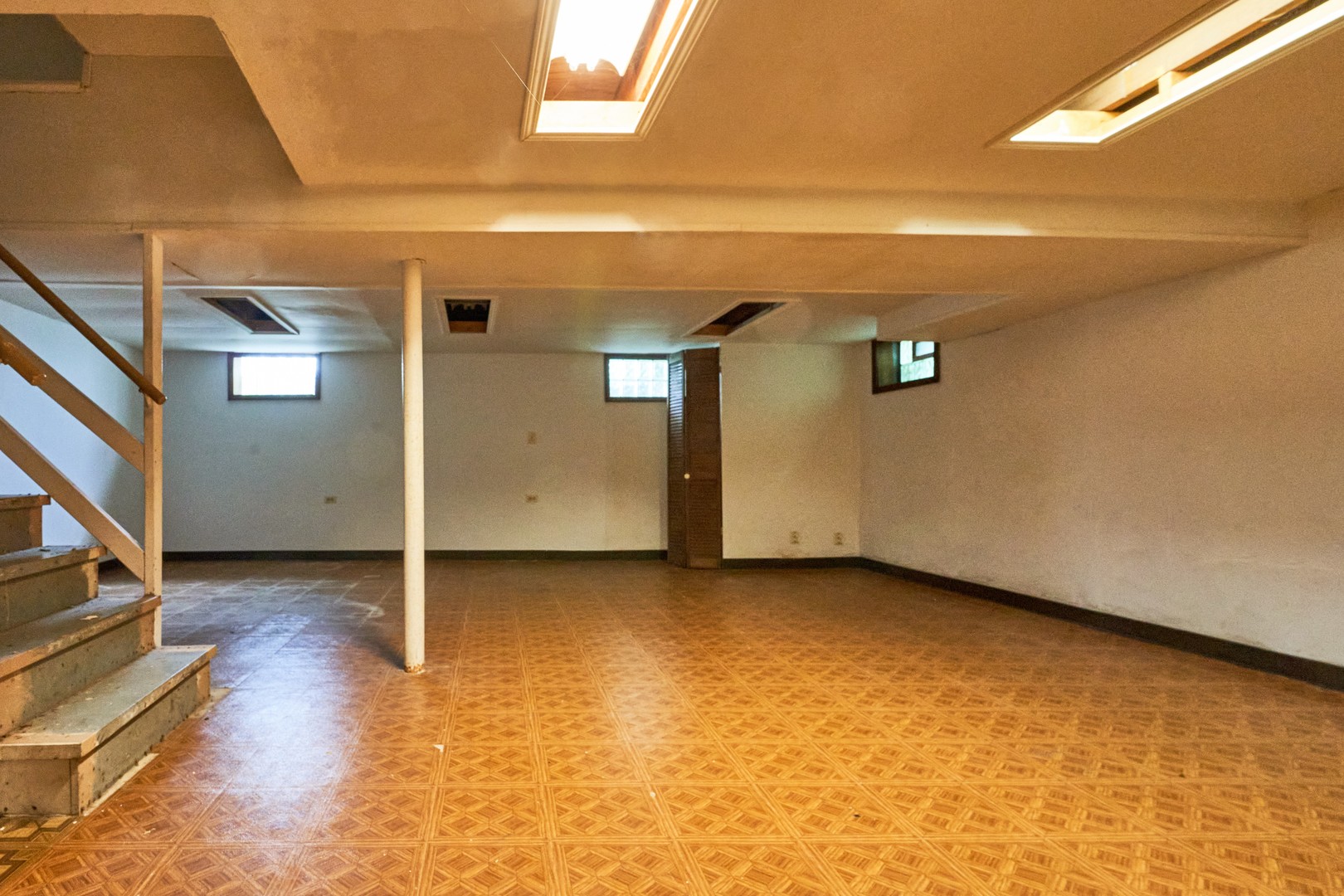 24W175 Hobson Road Naperville, IL 60540 - Photo 26 of 30 an empty room with windows