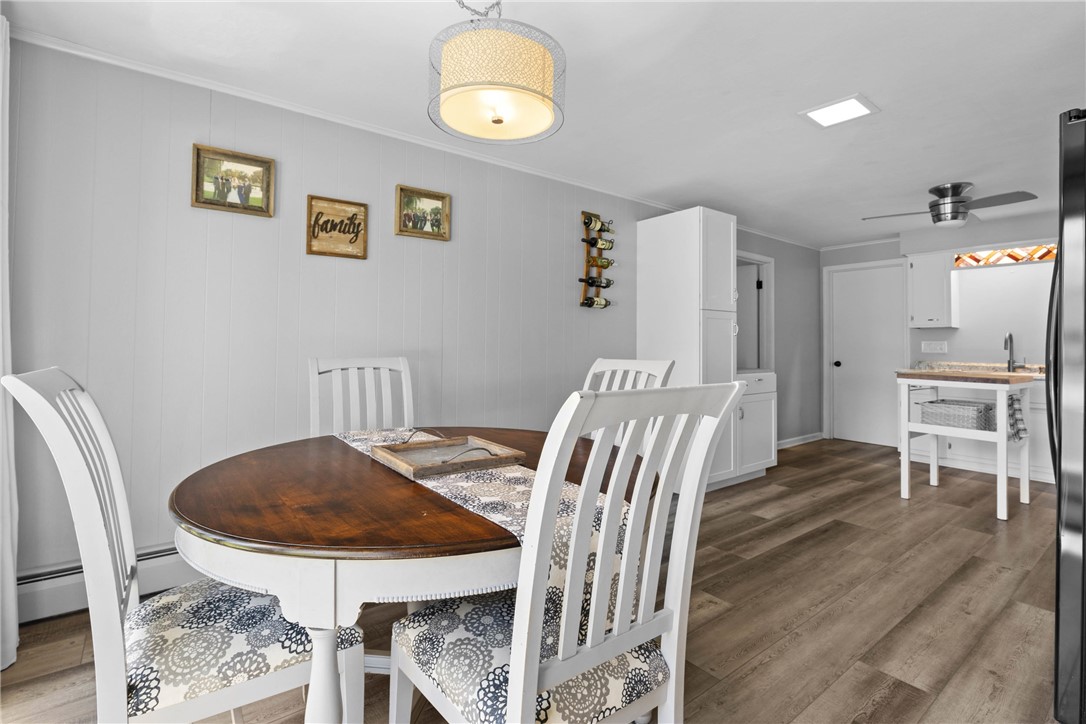 435 Bay View Road Irondequoit, NY 14609 - Photo 12 of 32