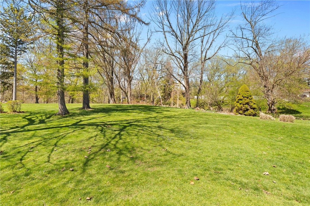 435 Bay View Road Irondequoit, NY 14609 - Photo 32 of 32