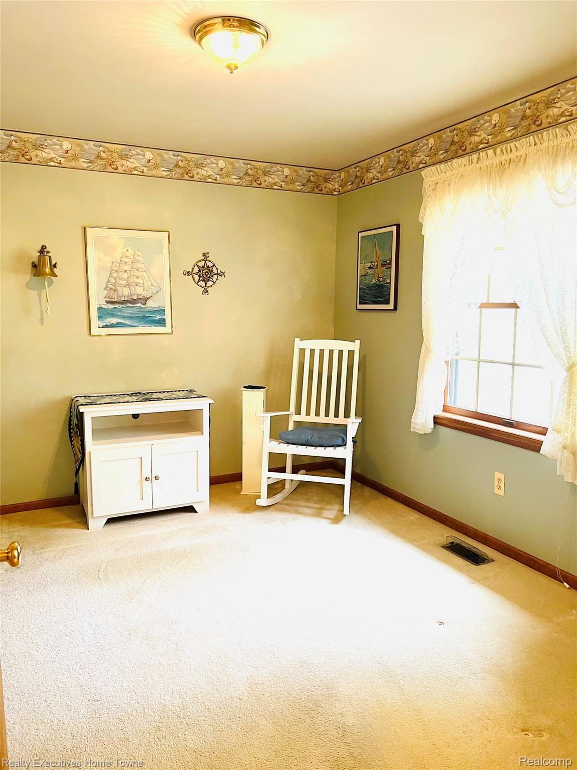 7162 Aitken Road Lexington, MI 48450 - Photo 12 of 19 IMG_2048.jpg