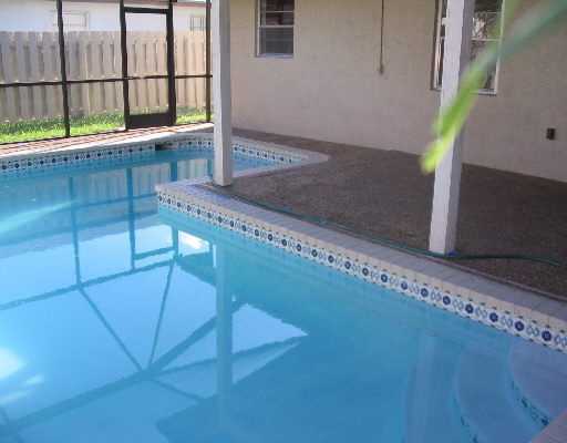 23112 Southwest 54th Avenue Boca Raton, FL 33433 - Photo 2 of 3 Additional Photo