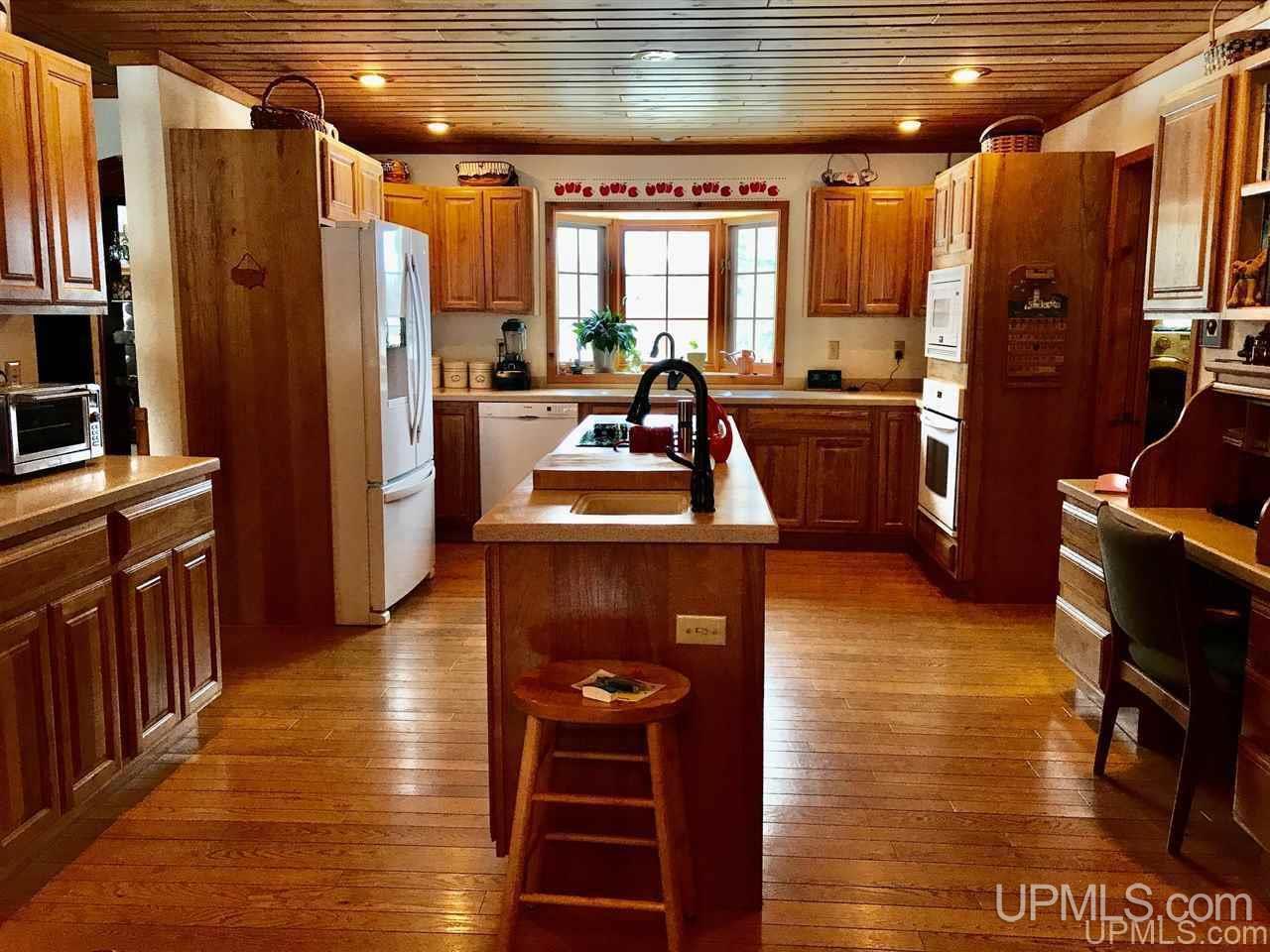 5053 W Anderson Road Hurley, WI 54534 - Photo 11 of 49 Gallery Image 11