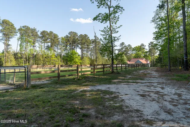 $895,000 | 104 Bridle Path Lane, Carthage, NC 28327