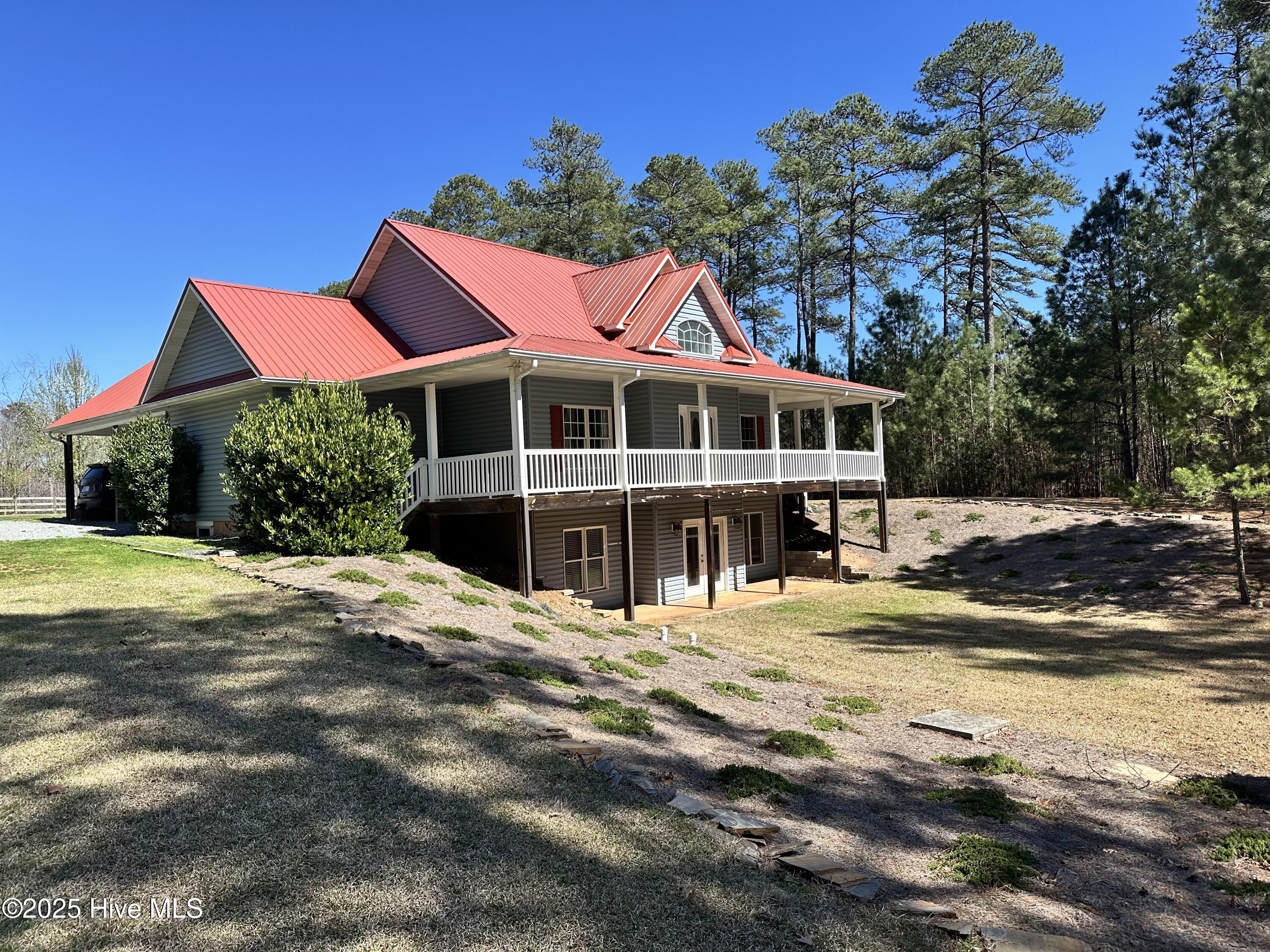 104 Bridle Path Lane Carthage, NC 28327 - Photo 4 of 90 Farm House