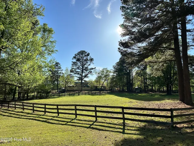 $895,000 | 104 Bridle Path Lane, Carthage, NC 28327