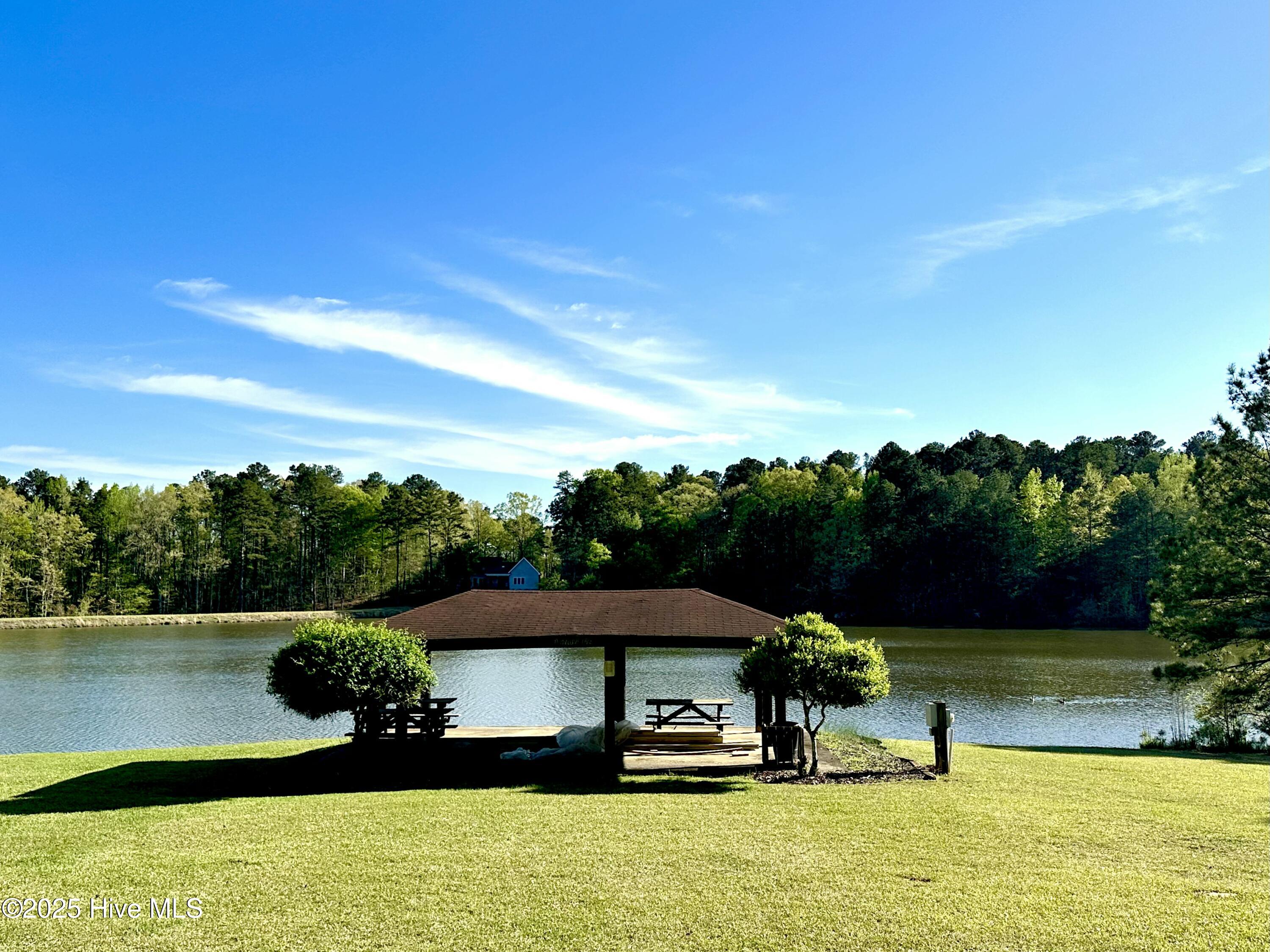 104 Bridle Path Lane Carthage, NC 28327 - Photo 85 of 90 1 of 2 Community Lakes