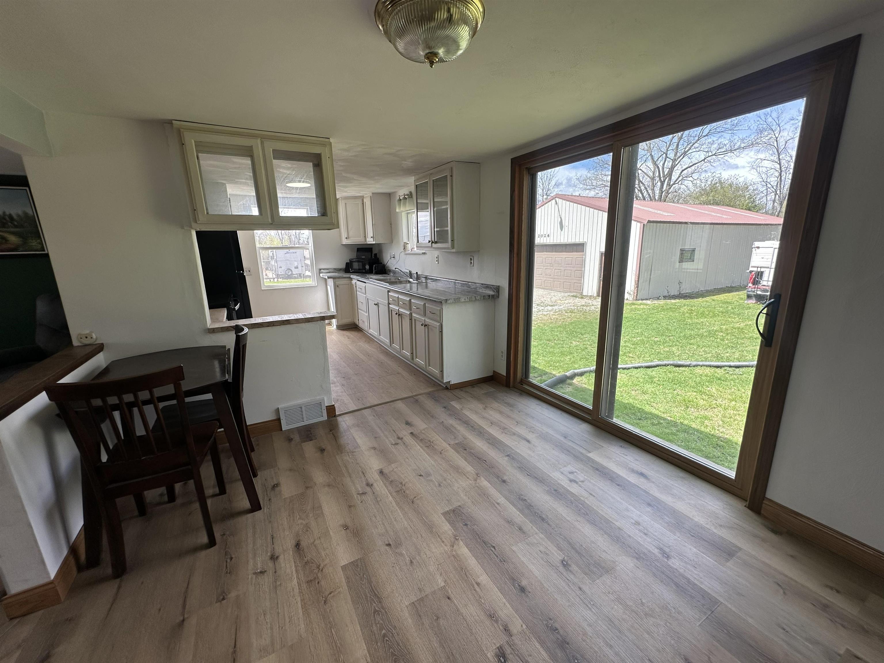 2026 West 2nd Street Appleton, WI 54914 - Photo 6 of 18