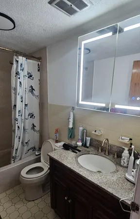 $3,200 | 164 Galen Street, Unit 25, Watertown, MA 02472