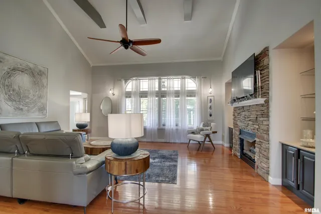 $575,000 | 1532 Winsor Drive, Quincy, IL 62305