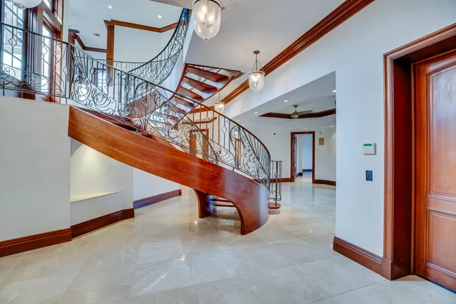 a view of an entryway