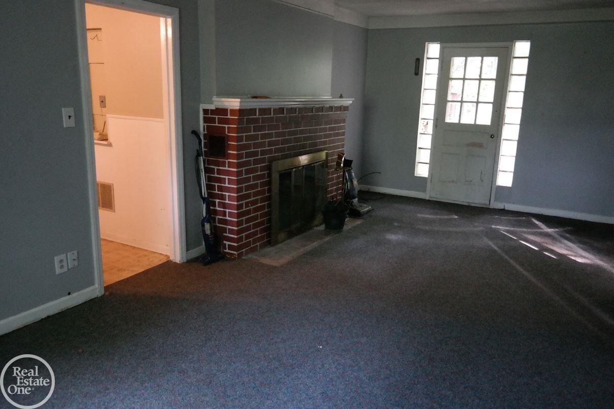 5360 County Line Road New Haven, MI 48048 - Photo 4 of 11 31330615-3.JPG