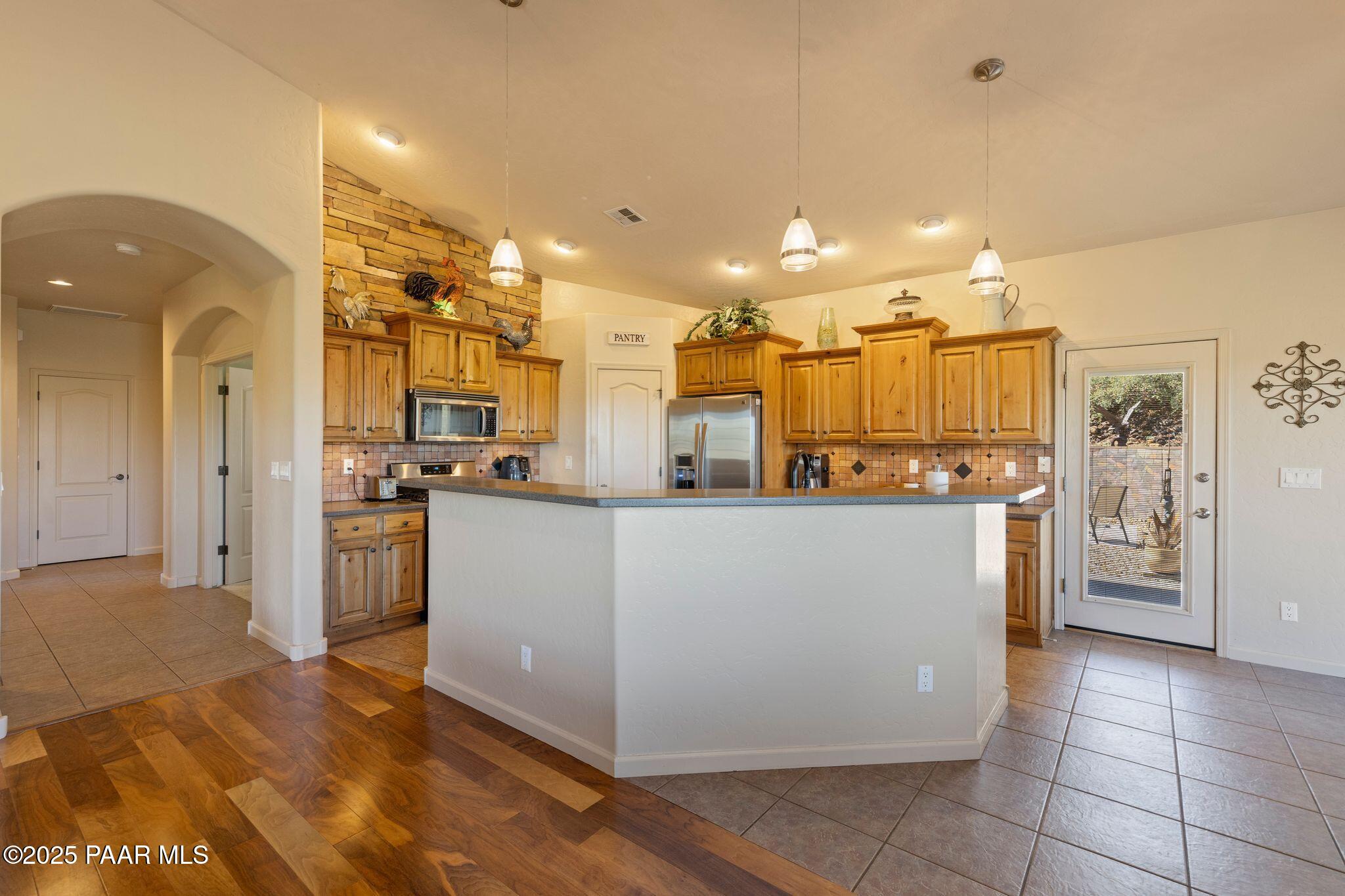 840 Peak View Way Prescott, AZ 86303 - Photo 8 of 56 124-Kitchen