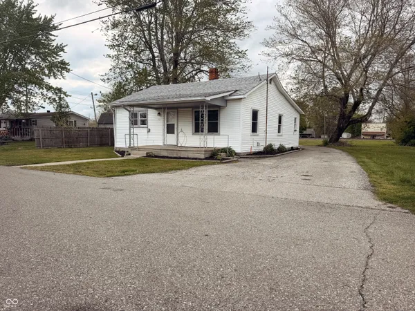 $195,000 | 7090 West Washington Street, Holton, IN 47023