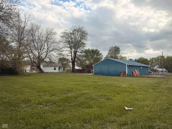 $195,000 | 7090 West Washington Street, Holton, IN 47023