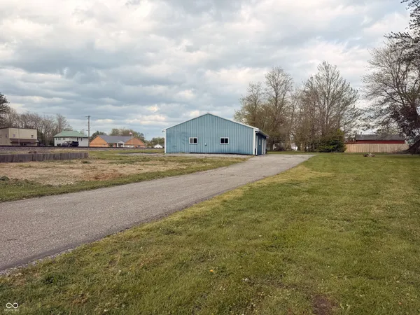 $195,000 | 7090 West Washington Street, Holton, IN 47023