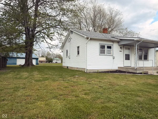 $195,000 | 7090 West Washington Street, Holton, IN 47023