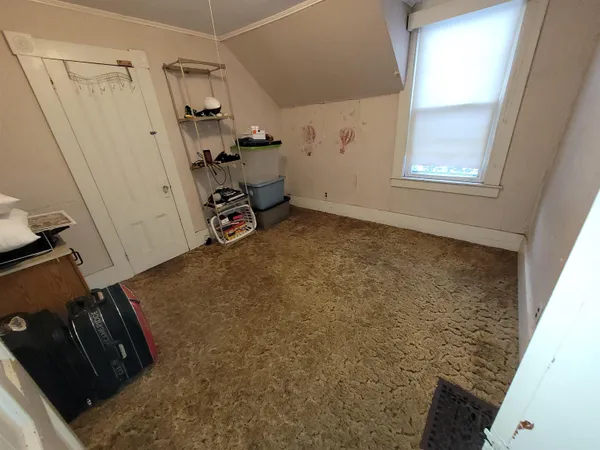 $205,000 | 4 Tulip Street, Lyndon, VT 05851