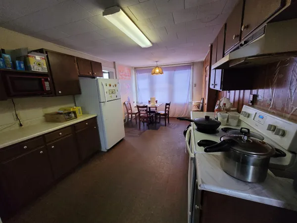 $205,000 | 4 Tulip Street, Lyndon, VT 05851