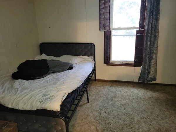 $205,000 | 4 Tulip Street, Lyndon, VT 05851