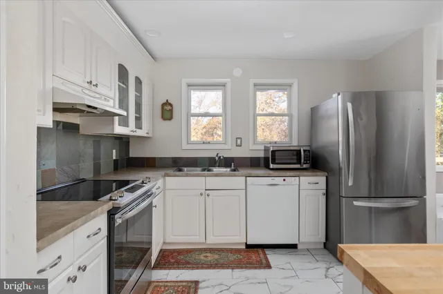 $649,995 | 2113 Gore Drive, Haymarket, VA 20169