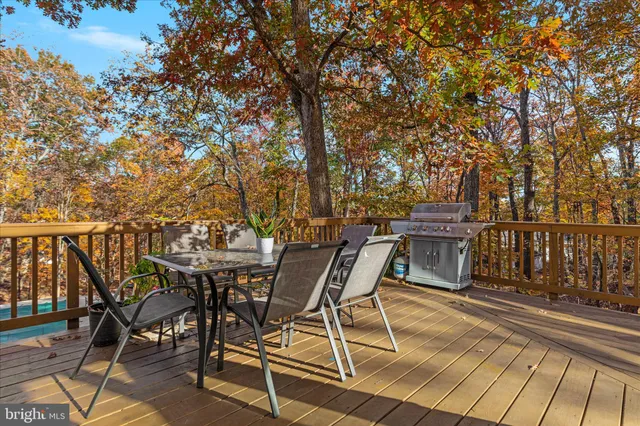 $649,995 | 2113 Gore Drive, Haymarket, VA 20169