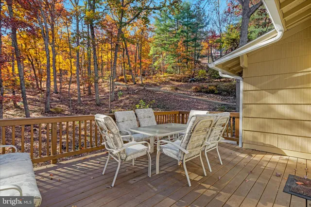 $649,995 | 2113 Gore Drive, Haymarket, VA 20169