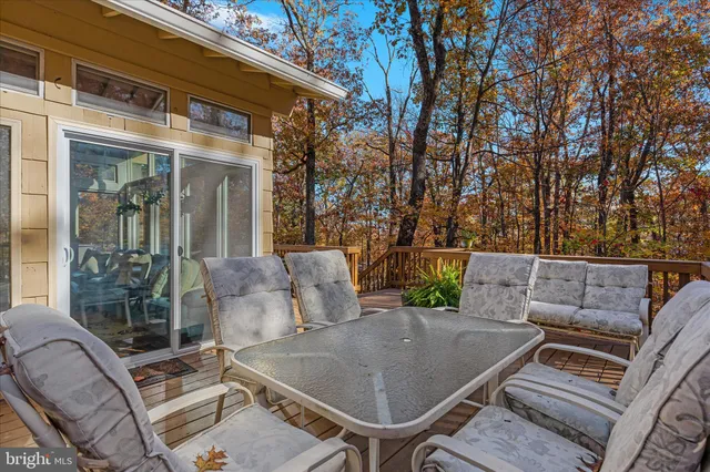 $649,995 | 2113 Gore Drive, Haymarket, VA 20169