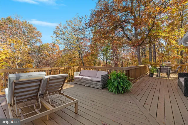 $649,995 | 2113 Gore Drive, Haymarket, VA 20169