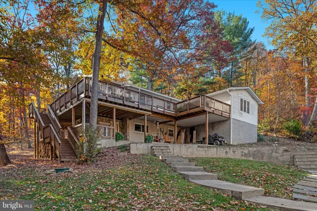 $649,995 | 2113 Gore Drive, Haymarket, VA 20169