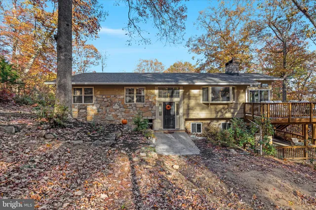 $649,995 | 2113 Gore Drive, Haymarket, VA 20169