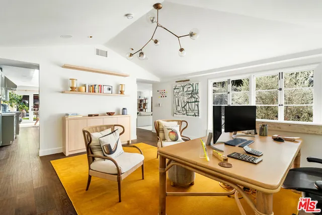 $21,500 | 9155 Warbler Place, West Hollywood, CA 90069