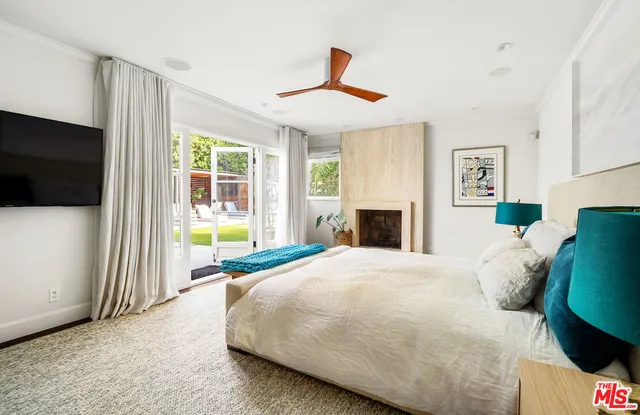 $21,500 | 9155 Warbler Place, West Hollywood, CA 90069