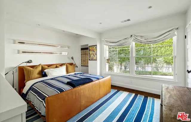 $21,500 | 9155 Warbler Place, West Hollywood, CA 90069