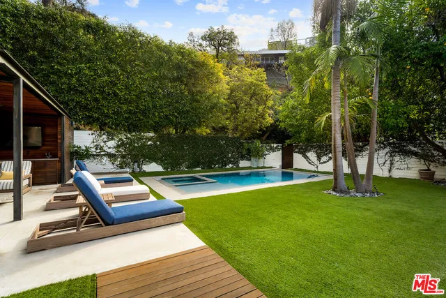 $21,500 | 9155 Warbler Place, West Hollywood, CA 90069