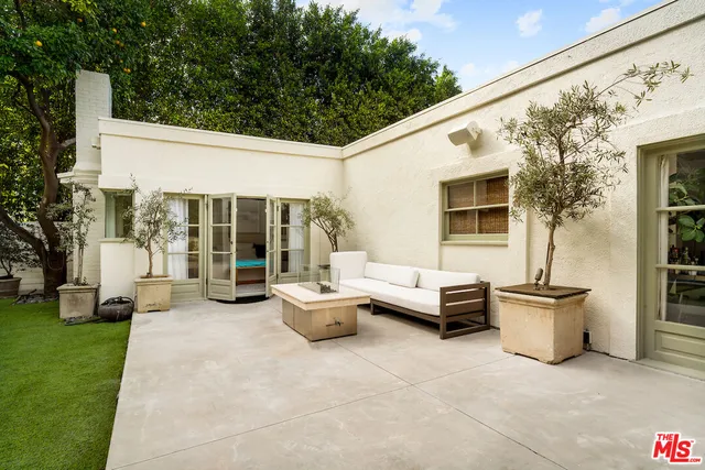 $21,500 | 9155 Warbler Place, West Hollywood, CA 90069
