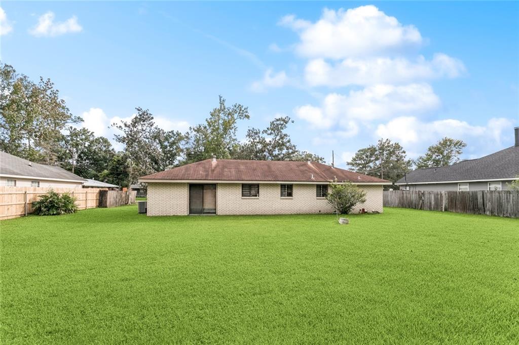 2120 Oriole Street Slidell, LA 70460 - Photo 28 of 32