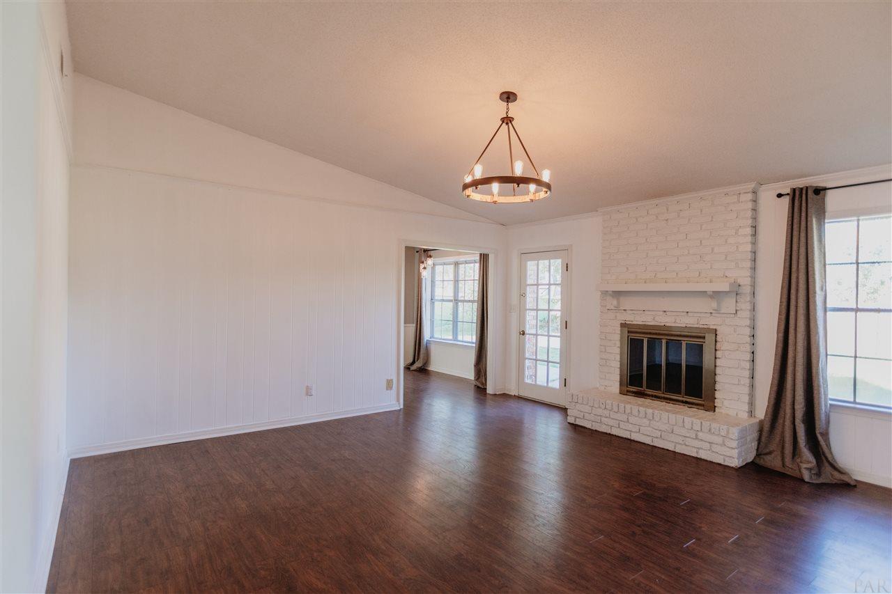 4233 Croydon Road Pensacola, FL 32514 - Photo 12 of 32 Gallery Image 12