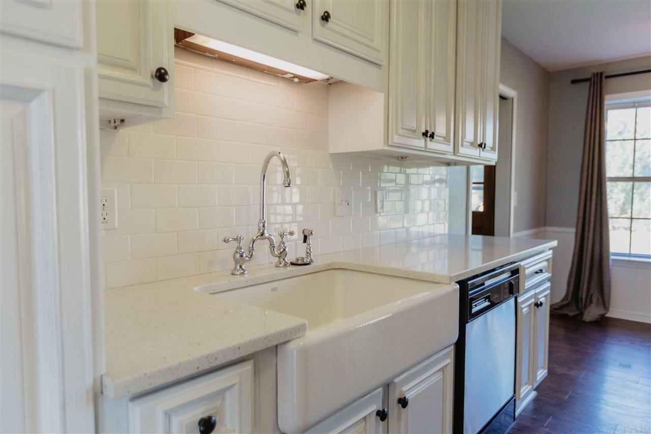4233 Croydon Road Pensacola, FL 32514 - Photo 6 of 32 Gallery Image 6