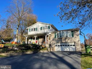 1140 Kalreda Road York, PA 17406 - Photo 3 of 51 House from the front