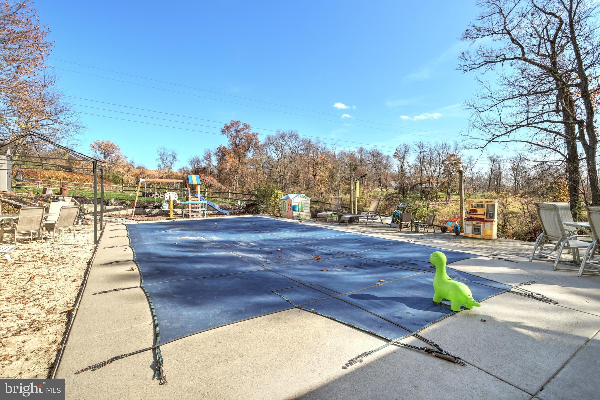 1140 Kalreda Road York, PA 17406 - Photo 34 of 51 Pool 3.5'