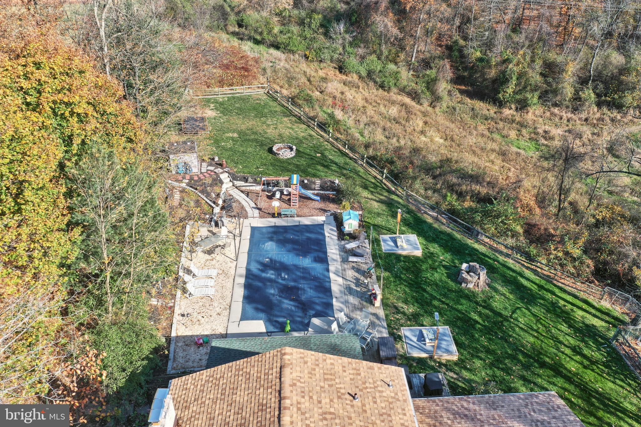 1140 Kalreda Road York, PA 17406 - Photo 36 of 51 View of back yard